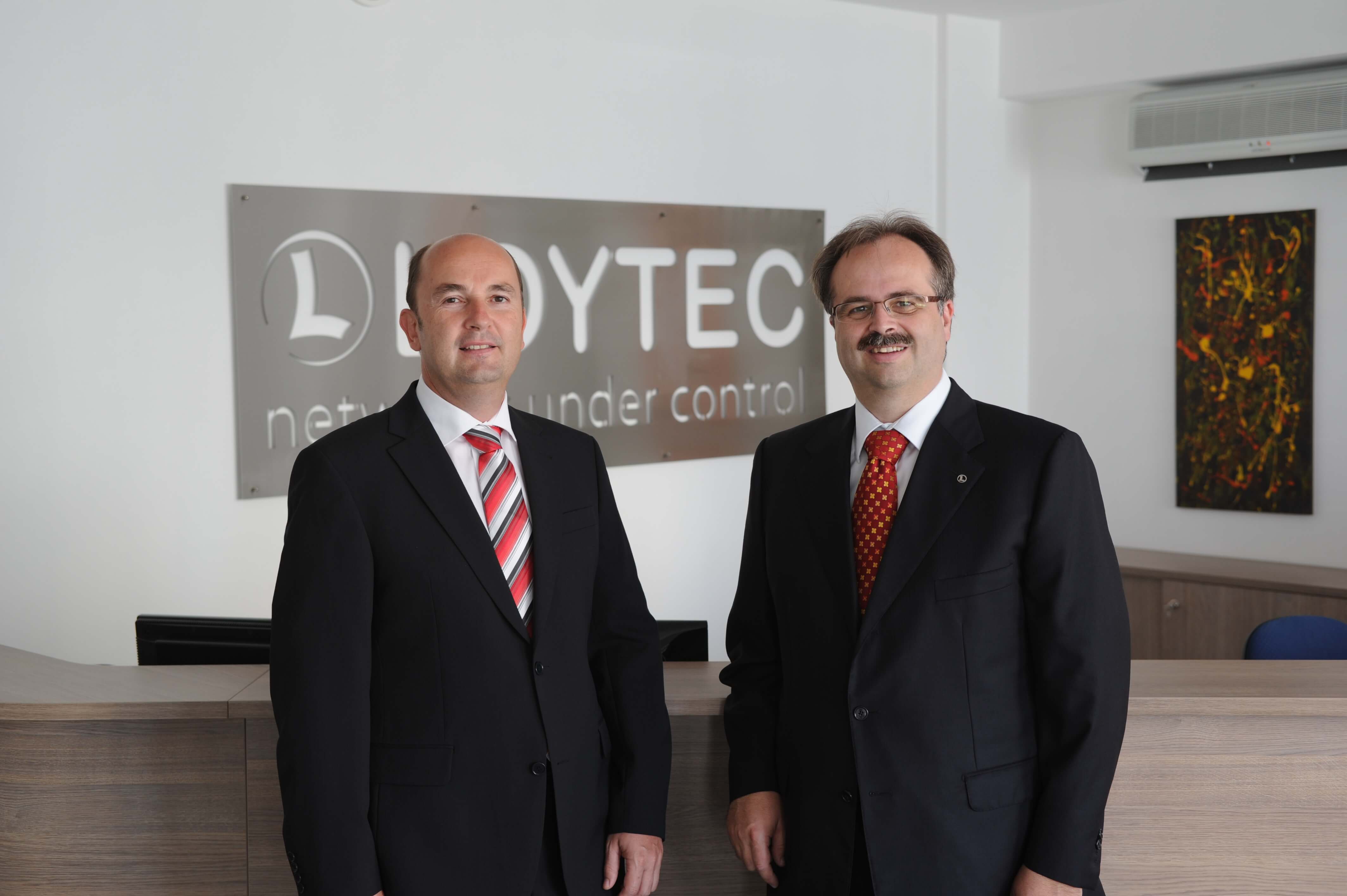 LOYTEC Management